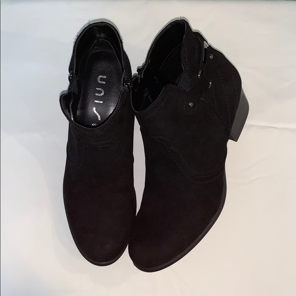 Black ankle-boots - size 7 1/2 Women’s - Picture 5 of 5